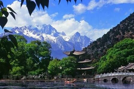 麻豆av在线一区二区三区-探索麻豆AV之多元呈现——一区、二区、三区的趣味世界